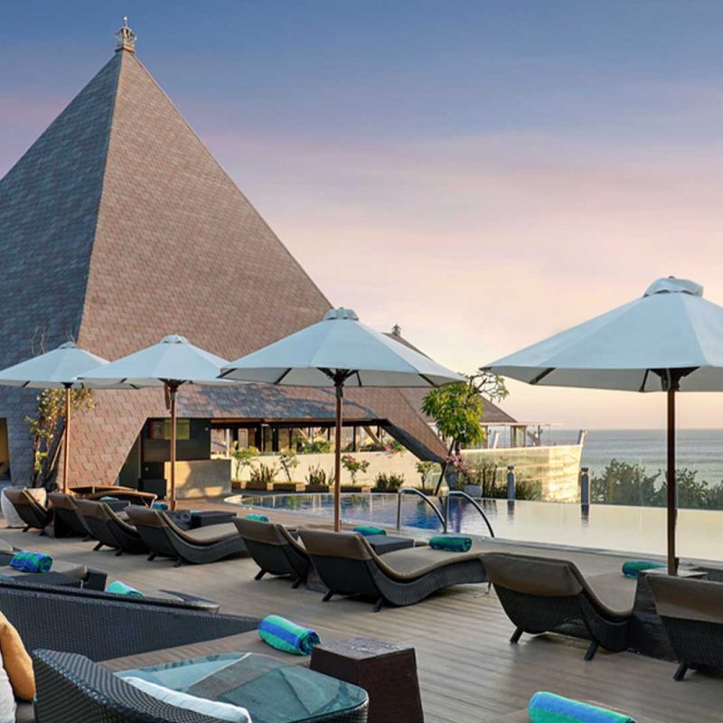 7 Recommended Luxury Hotels in Kuta, Bali (with prices)